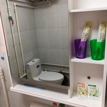 青岛浪漫满屋公寓(5号店)酒店提供图片