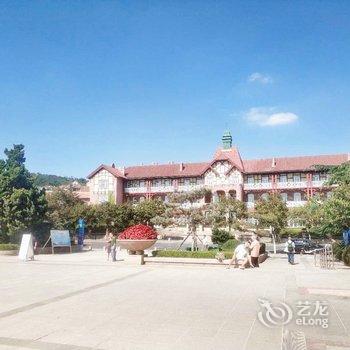 青岛晴蓝水咖公寓(武昌路分店)酒店提供图片