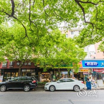 上海途掌柜芳华苑精品民宿酒店提供图片