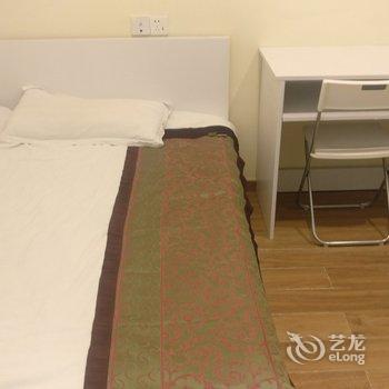 全家公寓(上海彭浦新村分店)酒店提供图片