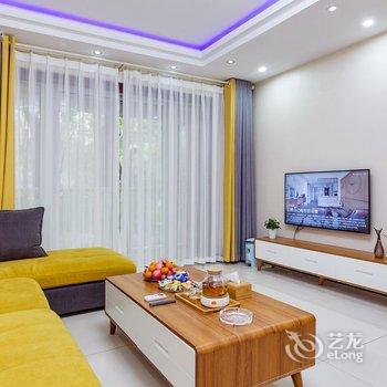 成都希希小宅公寓(6号店)酒店提供图片