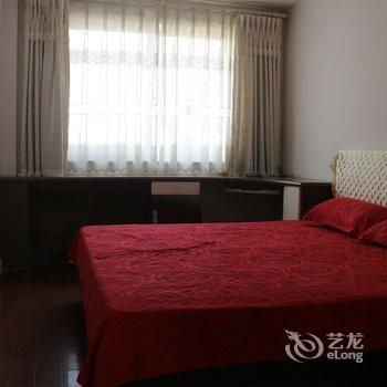 青岛紧邻五四广场温馨舒适三居公寓酒店提供图片