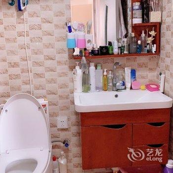 青岛海滨浪漫满屋公寓酒店提供图片