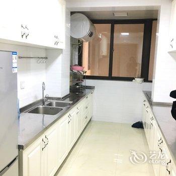 青岛海岸风情陶然居公寓酒店提供图片