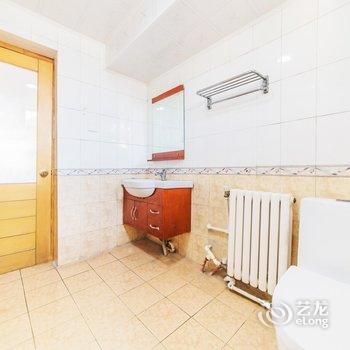 青岛王彬hugo公寓(60号店)酒店提供图片