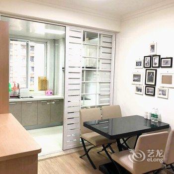 青岛赵卓君公寓酒店提供图片