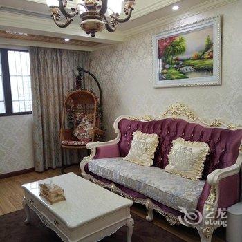 重庆何世琴公寓酒店提供图片