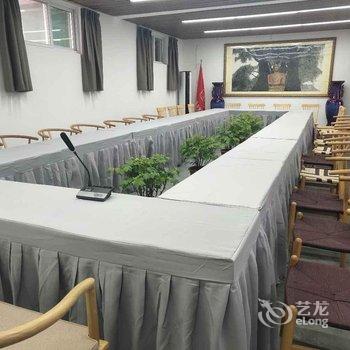 偃师菩提本无树却客居酒店提供图片