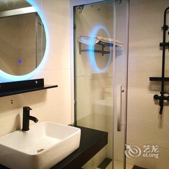 重庆江屿城江景民宿(7号店)酒店提供图片