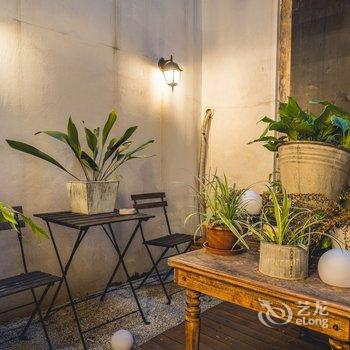 上海途掌柜认因确精品民宿酒店提供图片