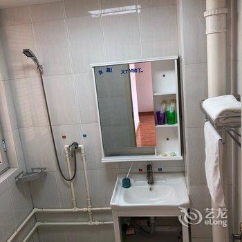 青岛浪漫满屋公寓(5号店)酒店提供图片