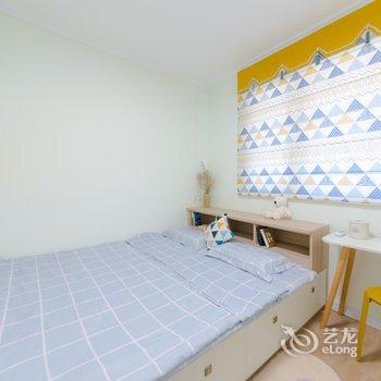 青岛梦壮小姐公寓(2号店)酒店提供图片