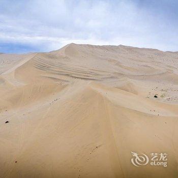 敦煌沙里嗨沙漠露营基地酒店提供图片