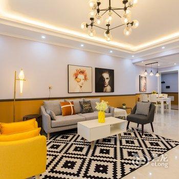 雾都江间居公寓(重庆南滨路景区店)酒店提供图片