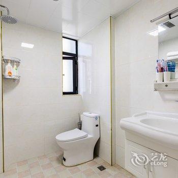 雾都江间居公寓(重庆南滨路景区店)酒店提供图片