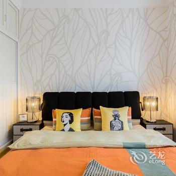雾都江间居公寓(重庆南滨路景区店)酒店提供图片