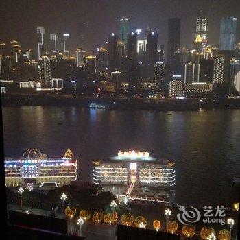 重庆慕色艺术公寓(南滨路景区分店)酒店提供图片