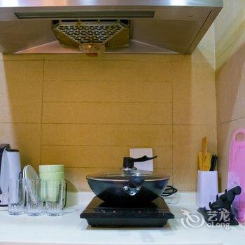 青岛悠游拾光美宿公寓(月亮湾路分店)酒店提供图片