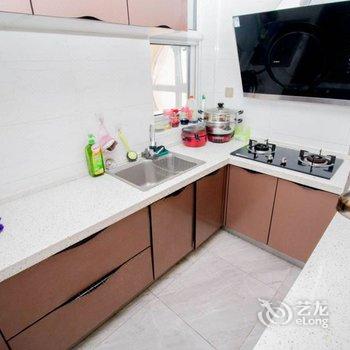 青岛路在脚下公寓酒店提供图片