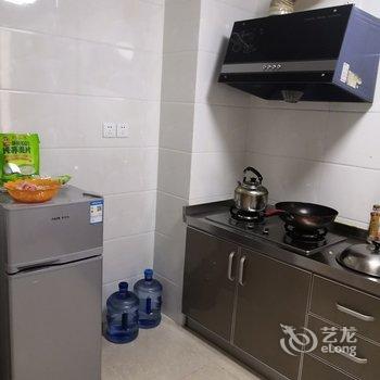 青岛白白爱玩公寓酒店提供图片