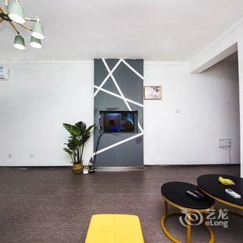 青岛维斯特遇见海公寓(16号店)酒店提供图片