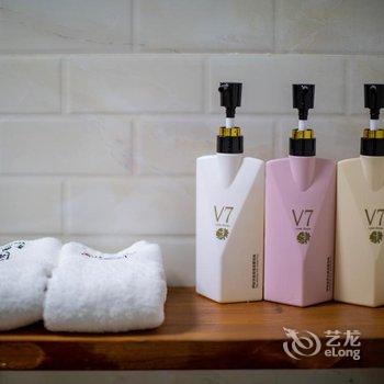 普者黑叁涧庭院民宿酒店提供图片