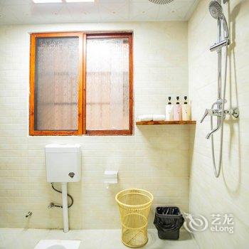 普者黑叁涧庭院民宿酒店提供图片