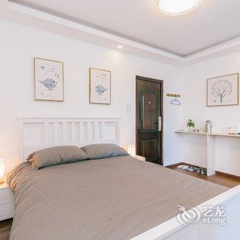 上海温馨滴水湖公寓(6号店)酒店提供图片