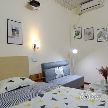 南宁张彩英公寓酒店提供图片