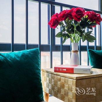 广州薰衣草之家(广州汉溪长隆地铁站奥园店)酒店提供图片