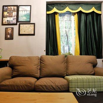 重庆肆玖柒捌蜘蛛尾巷公寓酒店提供图片