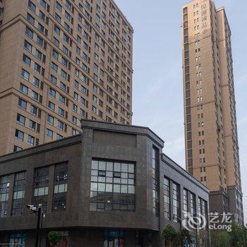 青岛W先生与F小姐公寓酒店提供图片