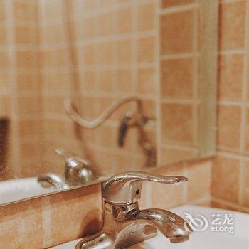 重庆车车的小屋酒店提供图片