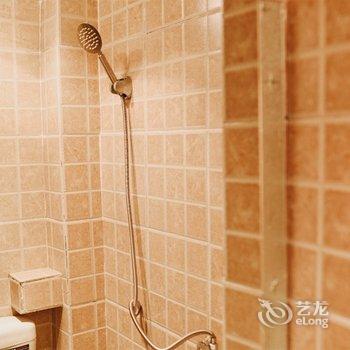 重庆车车的小屋酒店提供图片