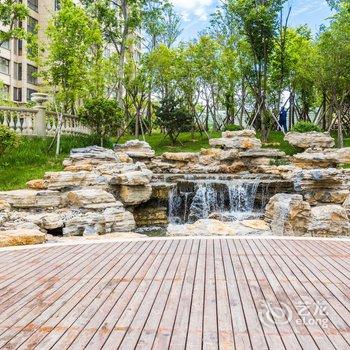 青岛北欧蓝小窝公寓酒店提供图片