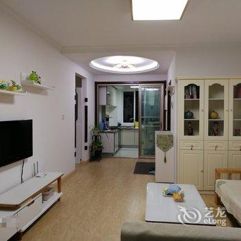 青岛简约温馨小居公寓酒店提供图片