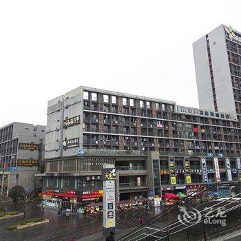小格子公寓的门神(重庆大学城南路分店)酒店提供图片