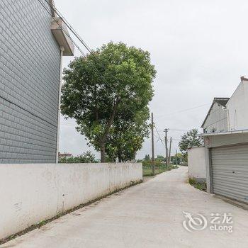 上海小小周家特色民宿(郭家宅路分店)酒店提供图片