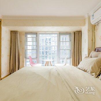 成都成都爱上熊猫民宿(黄河中路二段分店)酒店提供图片
