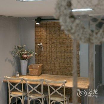 青岛她是个简单的人儿公寓(2号店)酒店提供图片