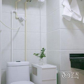 青岛她是个简单的人儿公寓(2号店)酒店提供图片