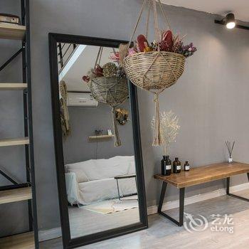 青岛她是个简单的人儿公寓(2号店)酒店提供图片