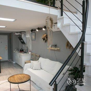 青岛她是个简单的人儿公寓(2号店)酒店提供图片
