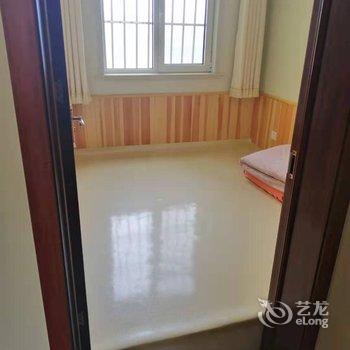 青岛西海岸一生平安公寓(两河村分店)酒店提供图片