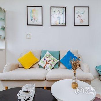 青岛旅行达人的糖果屋公寓酒店提供图片