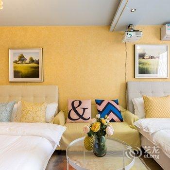 重庆等花开小窝公寓(下纯阳洞街分店)酒店提供图片