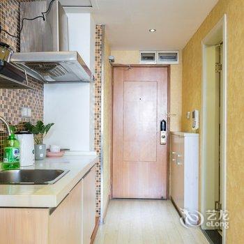 重庆等花开小窝公寓(下纯阳洞街分店)酒店提供图片