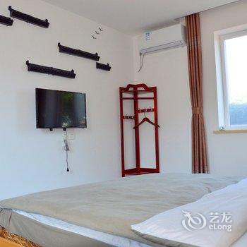 青岛依山原舍民宿酒店提供图片