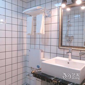 重庆果杉小屋酒店提供图片