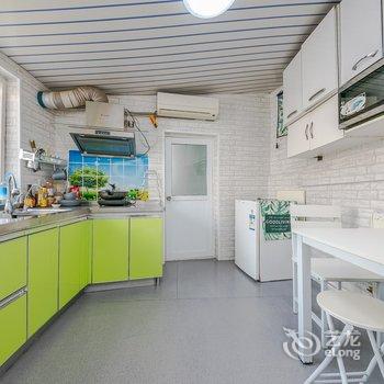 青岛刘拜拜啊公寓酒店提供图片